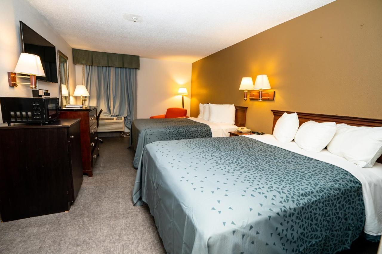 Econo Lodge Raleigh Exterior photo